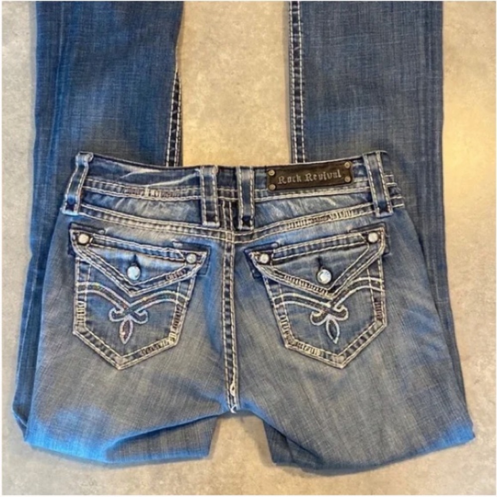 Bejeweled Rock Revival Jeans size 25